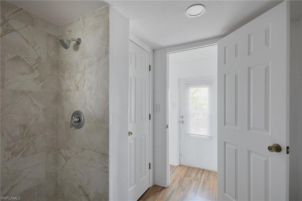 5558 Palm Beach BLVD 214 photo 9