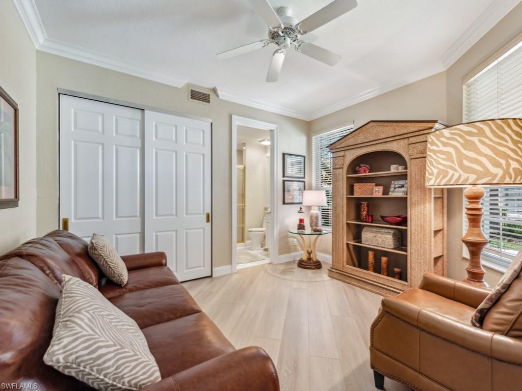 Guest Bedroom 3/ Den