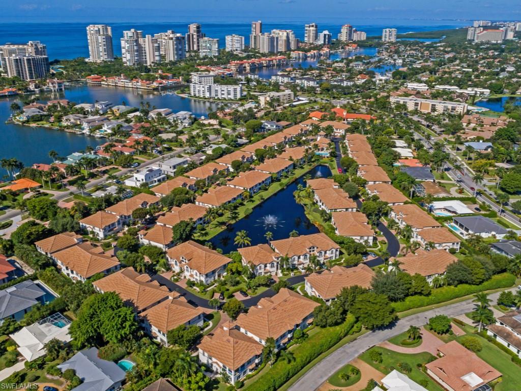 Location of Colonade in Park Shore