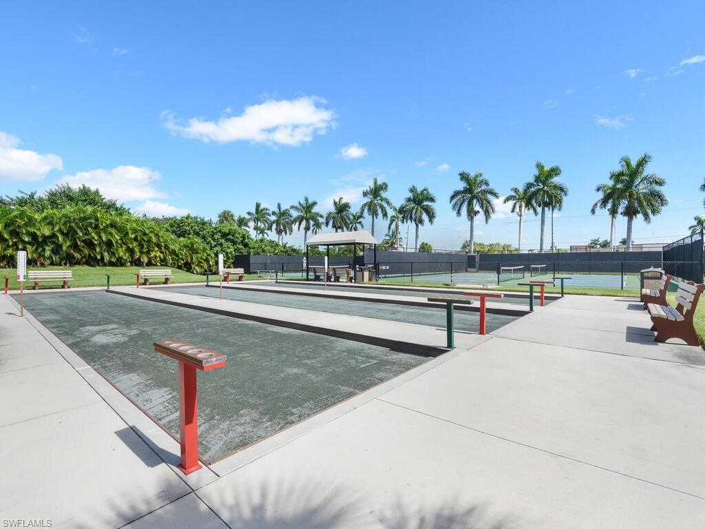 Bocce Ball