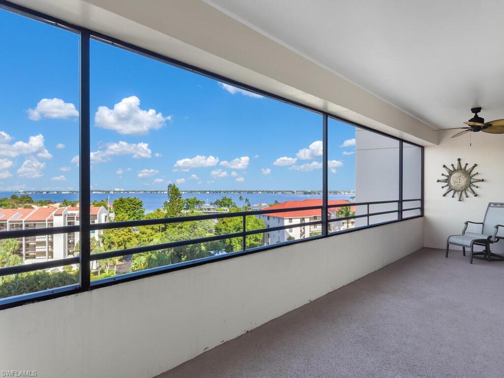 Long Lanai Overlooking The River