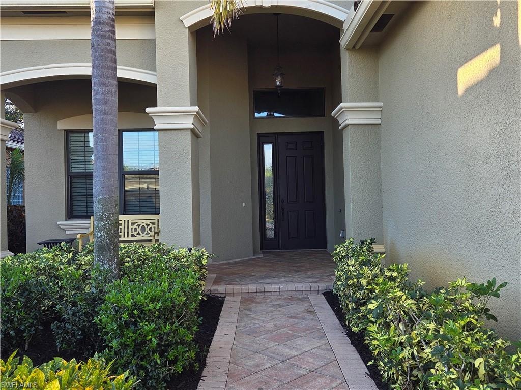 3195 Pacific DR
