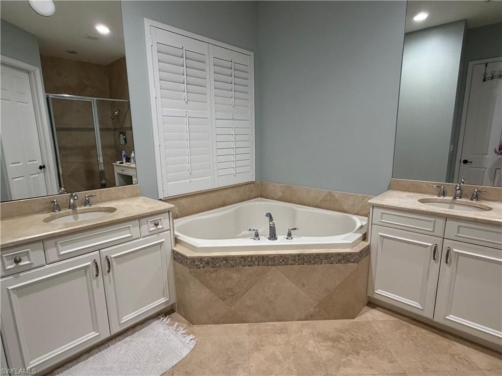 3195 Pacific DR photo 14