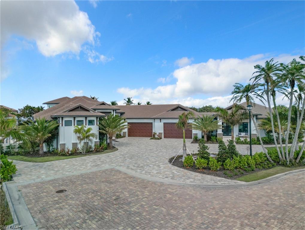 Beautiful one story home with attached guest house