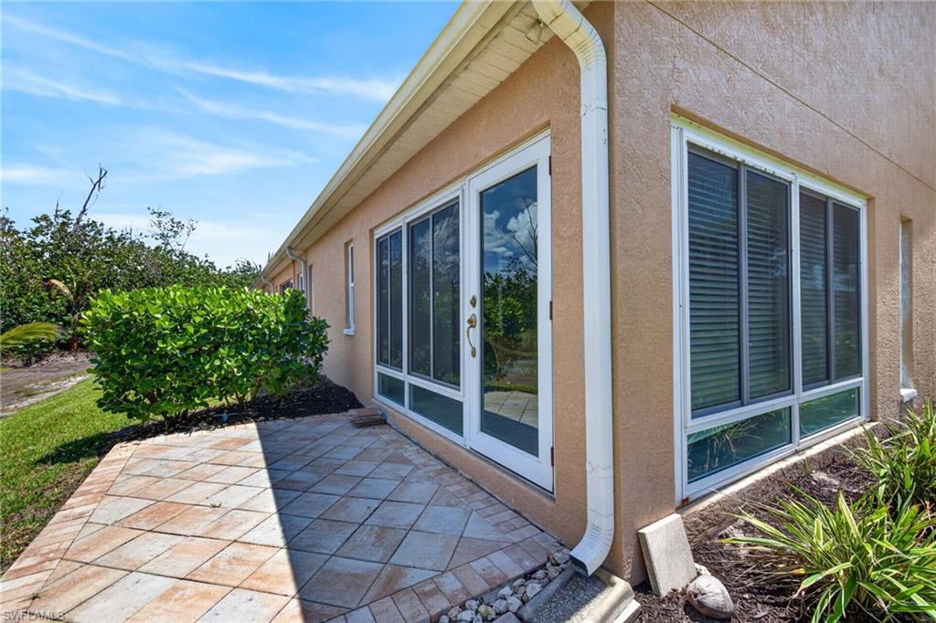 16801 Sanibel Sunset CT 401 photo 32