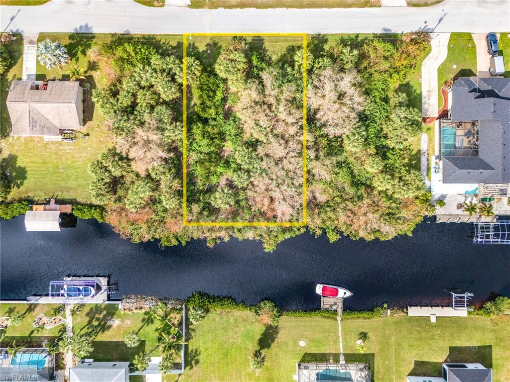 18786 Ashcroft CIR photo 9