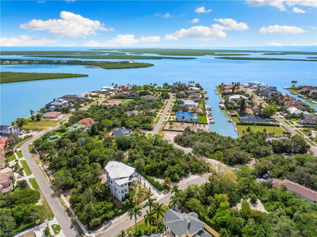 1130 Caxambas DR photo 12