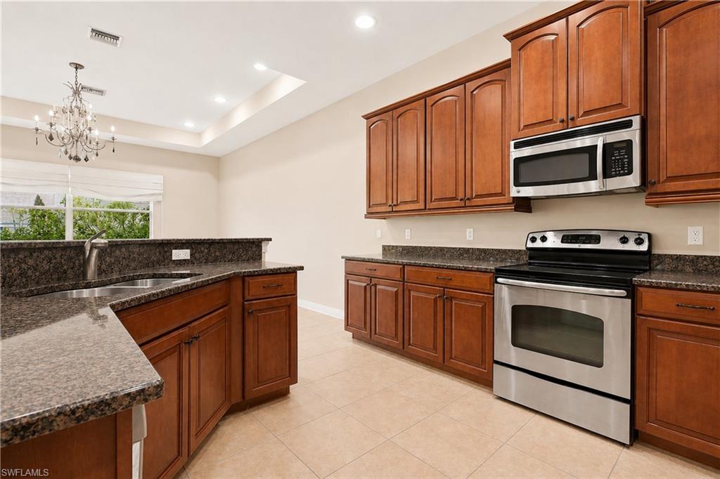 291 Saddlebrook LN photo 12