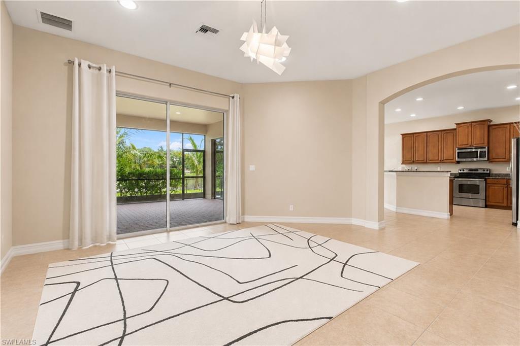 291 Saddlebrook LN photo 18