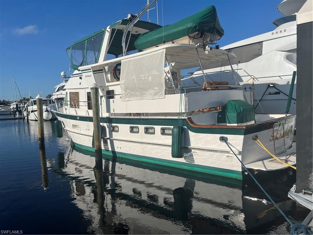 50' Boat Slip E-18 Gulf Harbour Marina photo 8