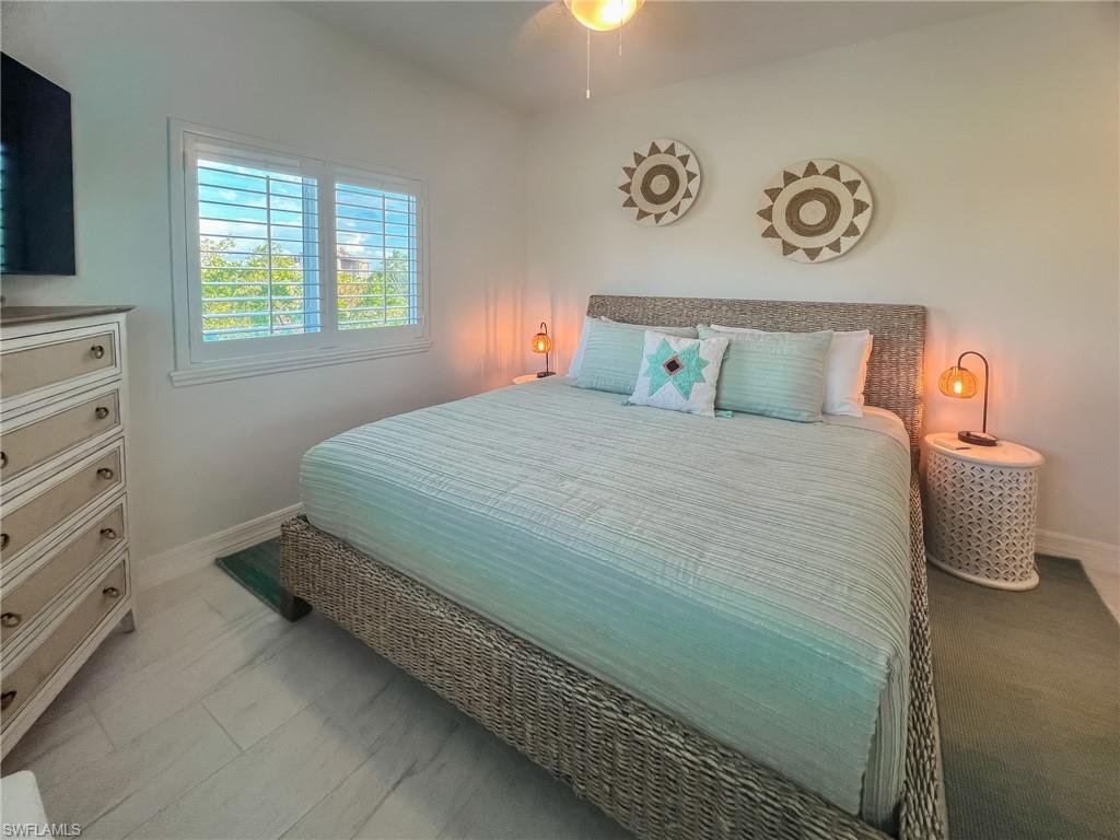 4500 Seair LN photo 40