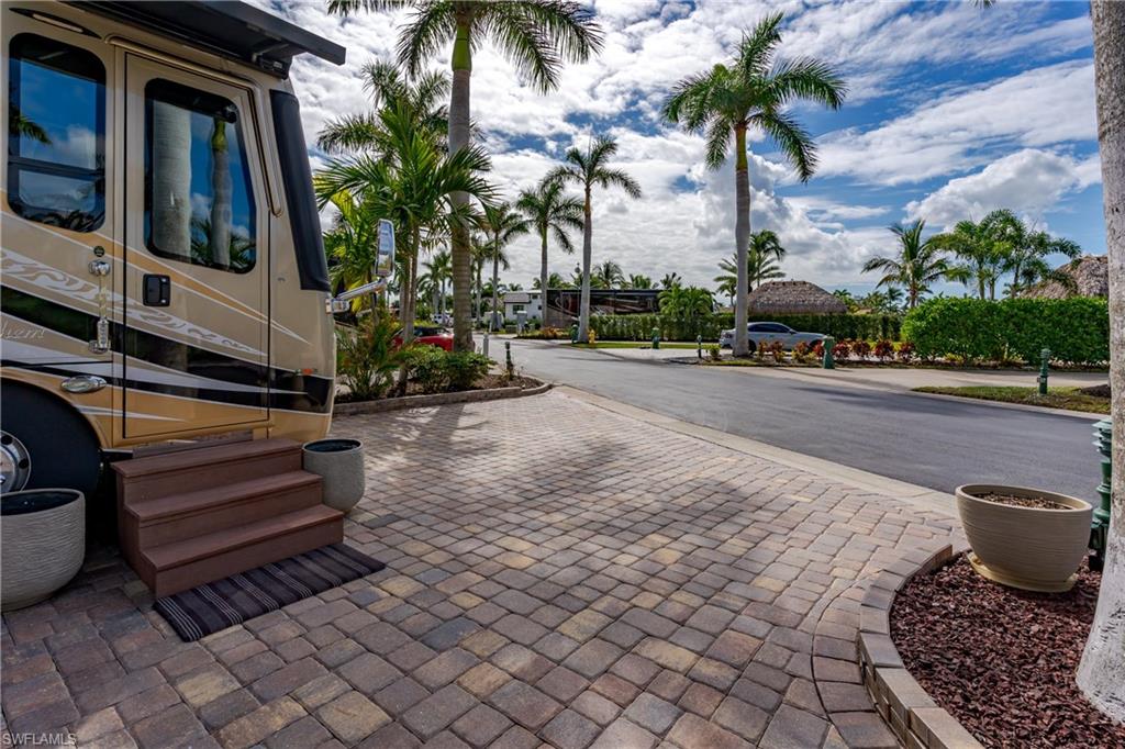 13446 Ladyfish LN photo 29