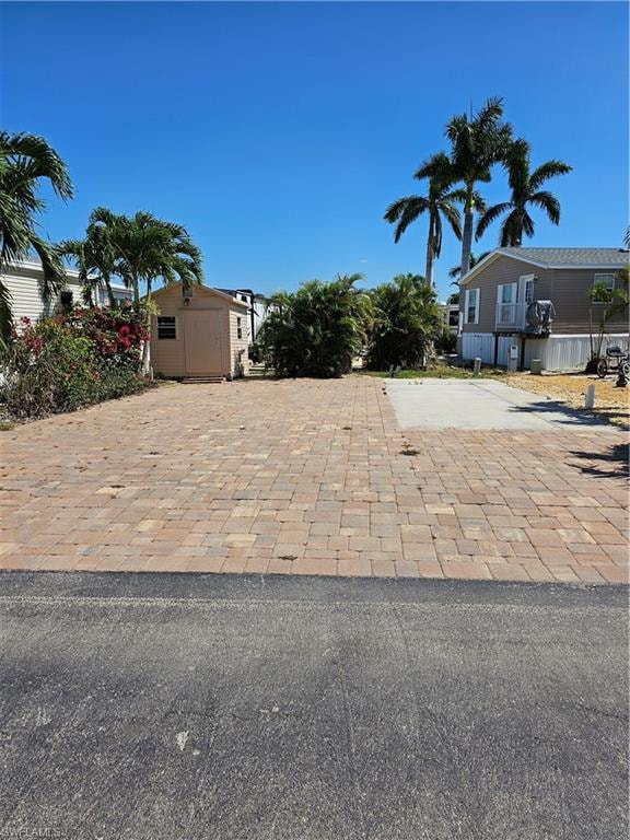 5628 Red Bird LN photo 7