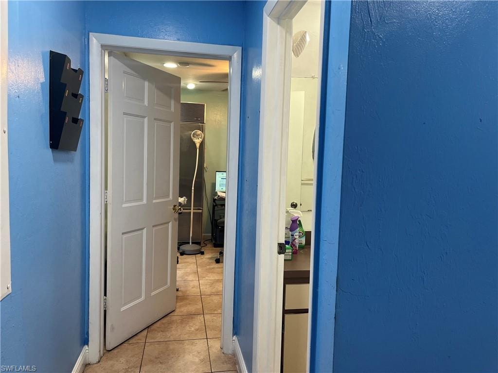 Office - restroom with shower