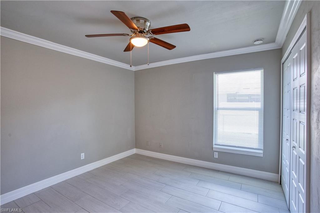 Middle Bedroom in front of 2nd bathroom
