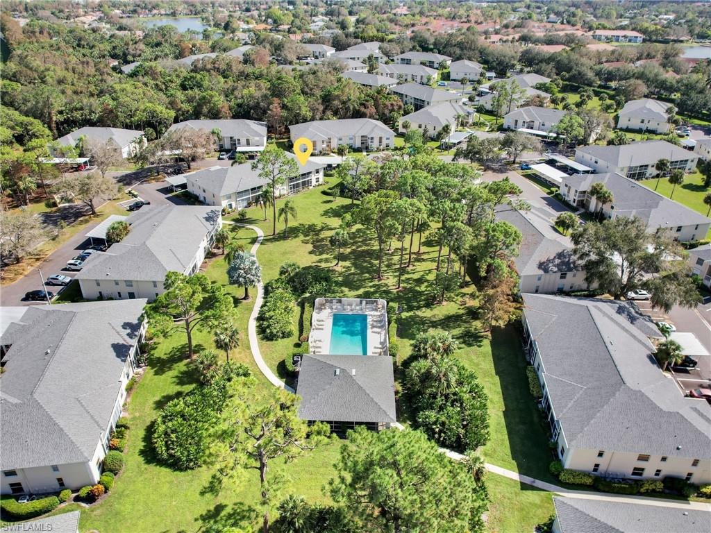 Birds eye view of property