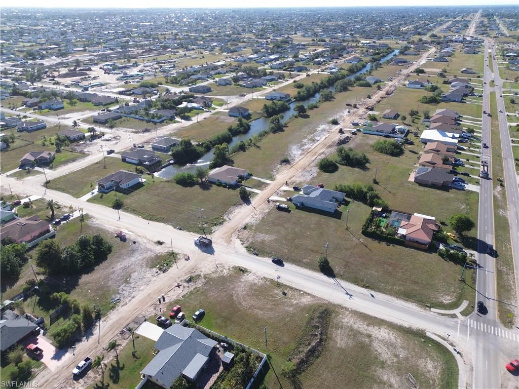 1301 NE 15th LN photo 12
