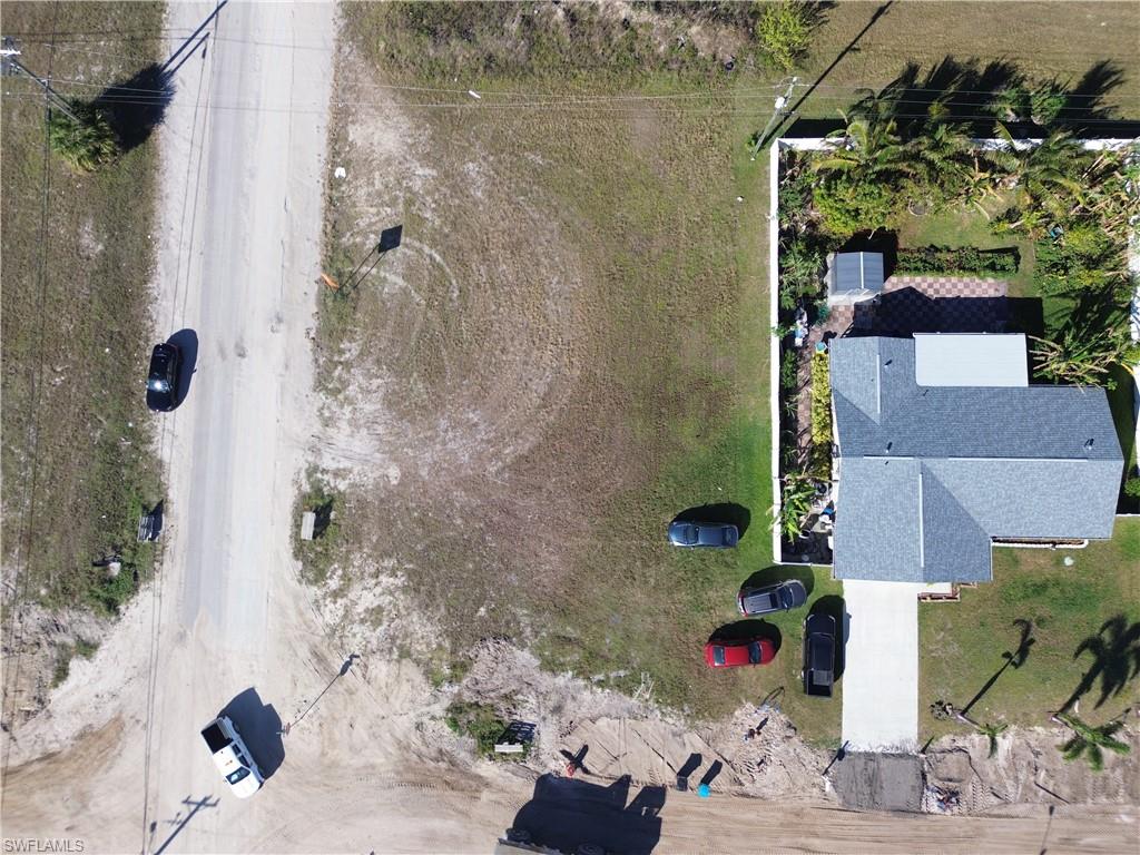 1301 NE 15th LN photo 9