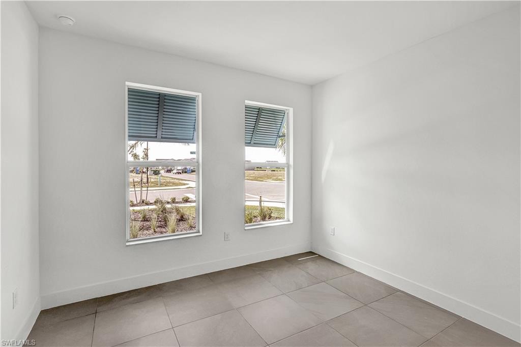 Additional bedroom