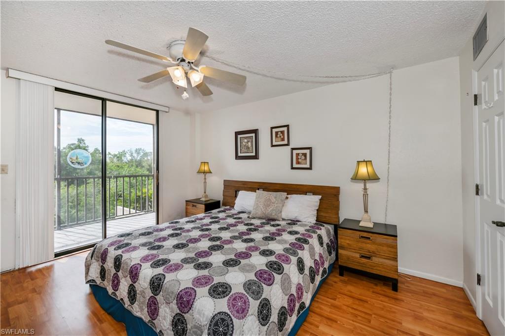 25188 Marion AVE D205 photo 30