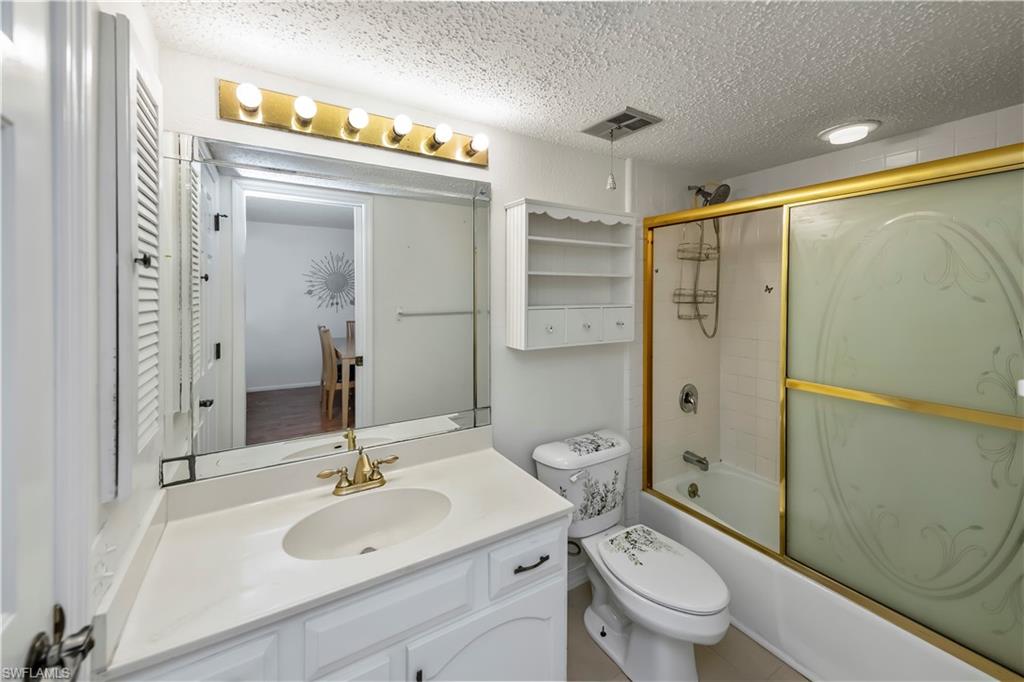 25188 Marion AVE D205 photo 31