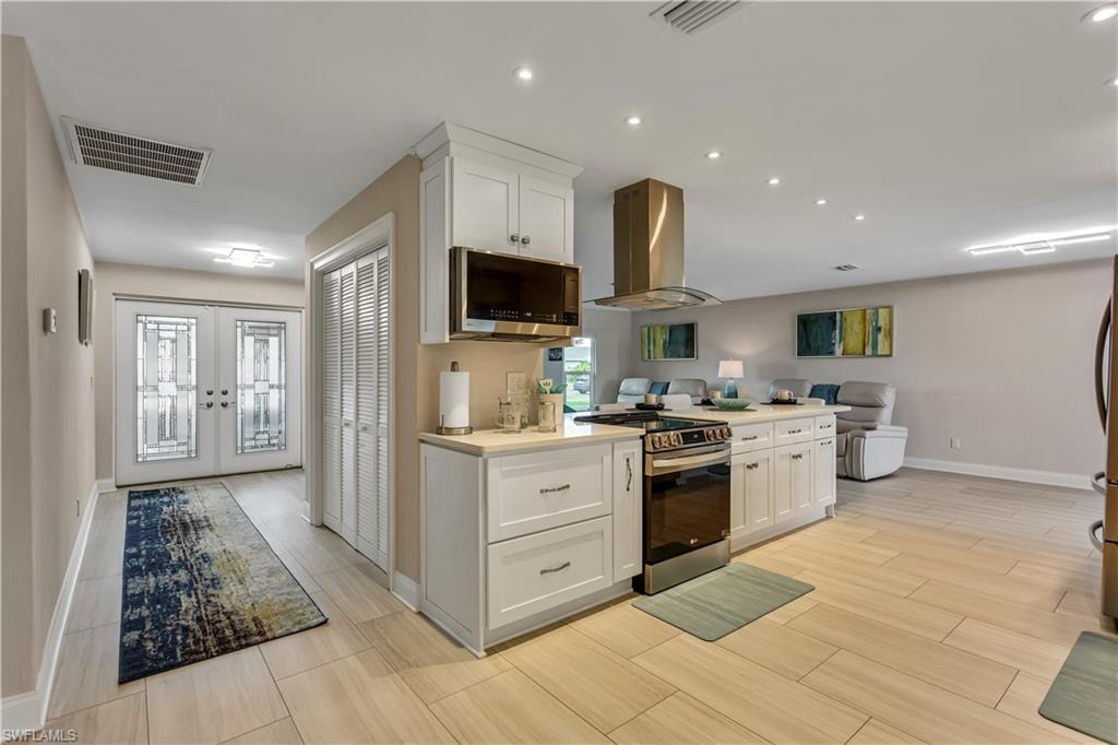 Open Kitchen