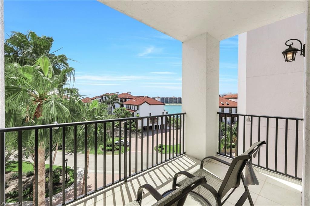 700 La Peninsula BLVD 401 photo 28