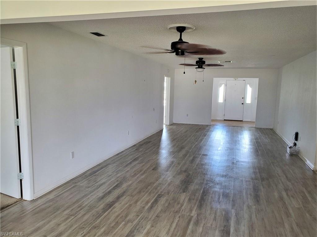 1381 N Brandywine CIR