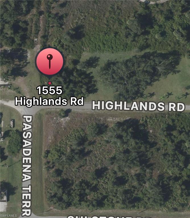 1555 Highlands RD