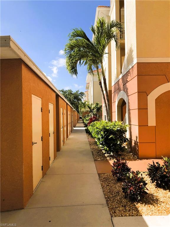 1141 Van Loon Commons CIR 301 photo 22