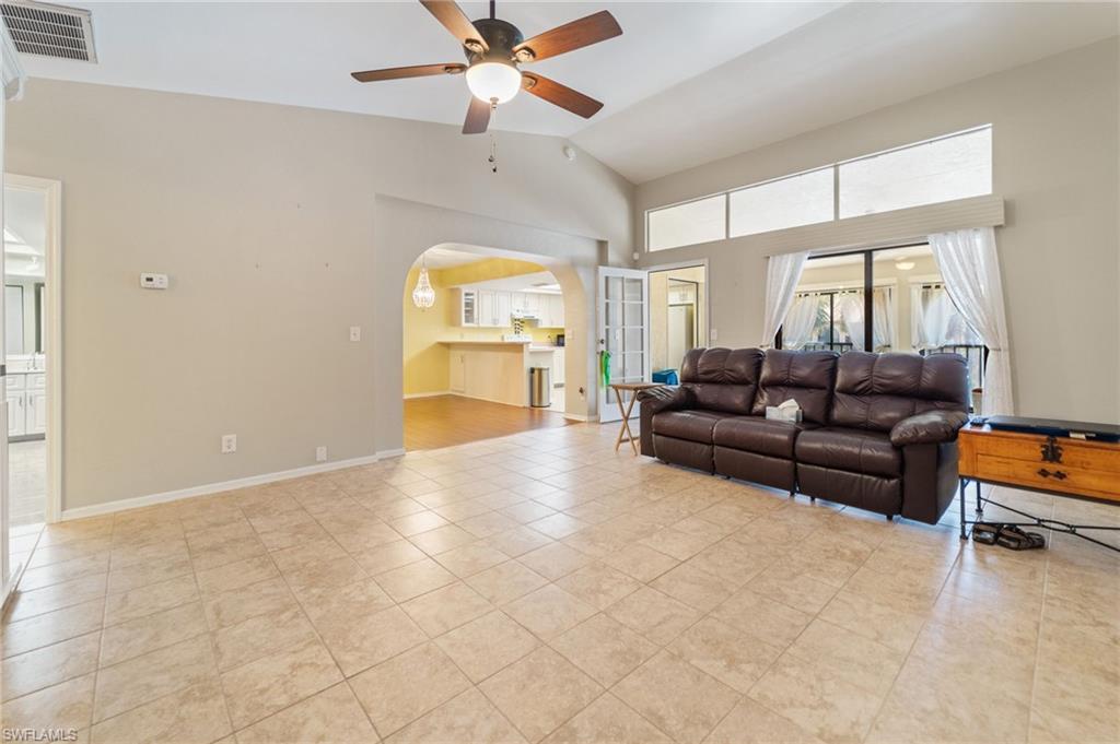 5510 SW 4th PL 607