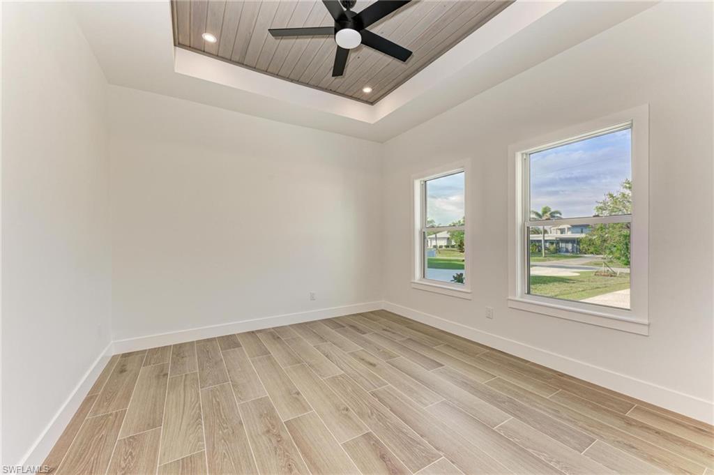 112 Northshore TER photo 38