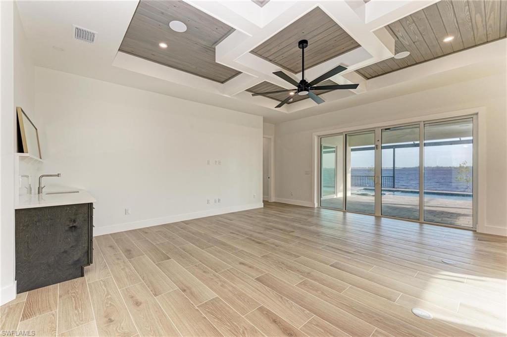 112 Northshore TER photo 10