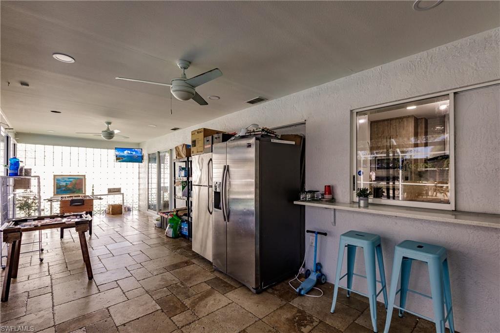240 Laurent CT photo 40