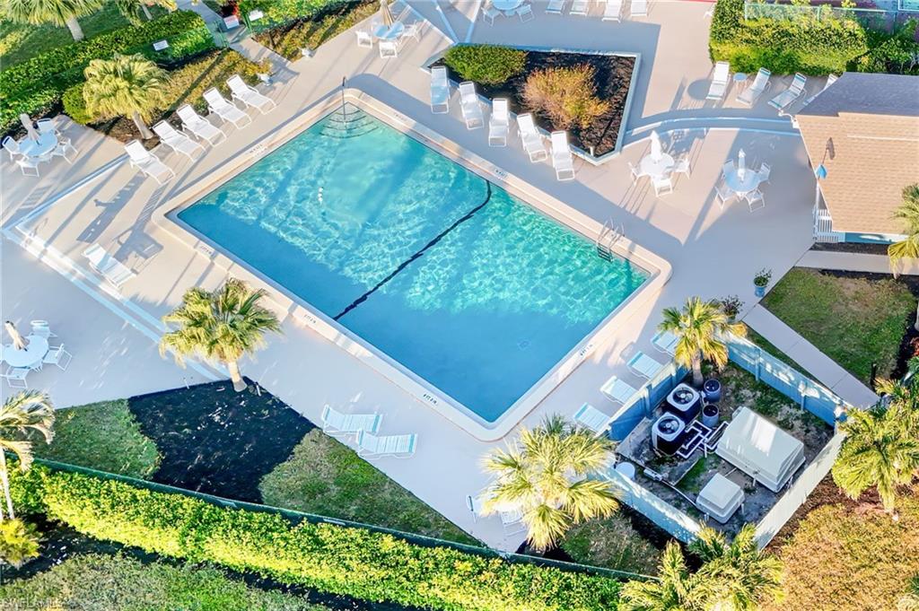 Birds eye view of pool