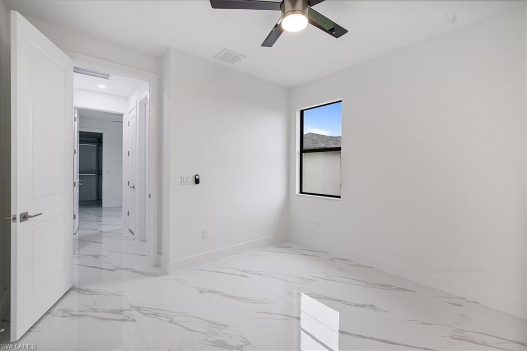 Empty room with ceiling fan