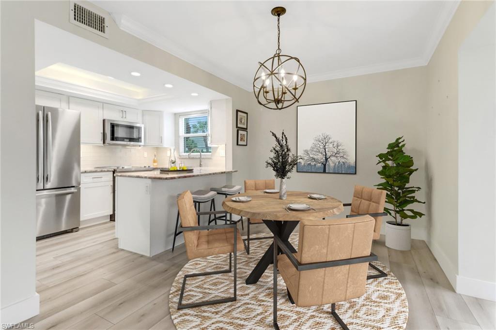 Dining kitchen area