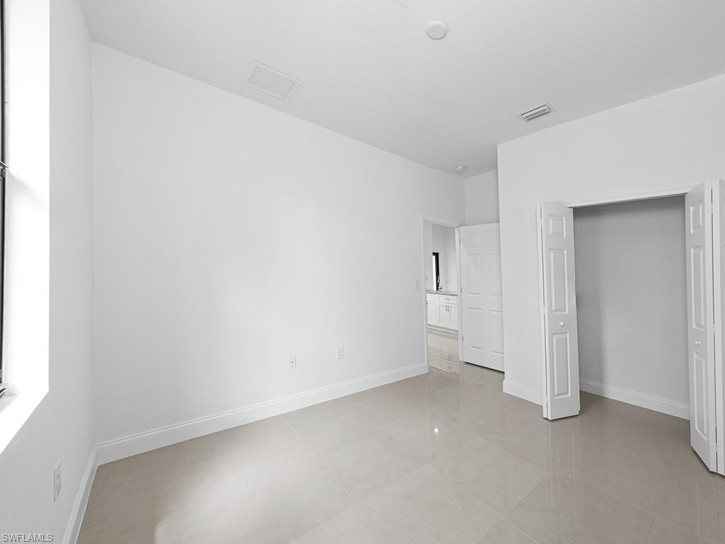 902 Williams AVE photo 35