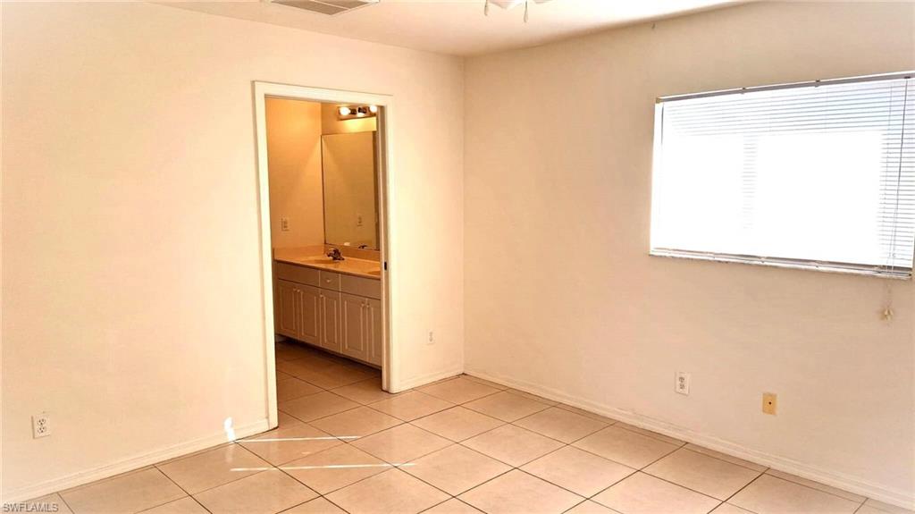 518 Kingsbury LN photo 9