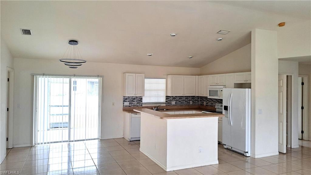 518 Kingsbury LN