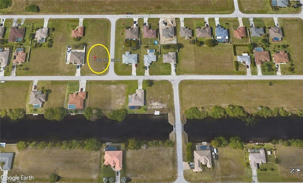 Quick access to all the amenities of the Pine Island Corridor -- shopping, restaurants, entertainment.