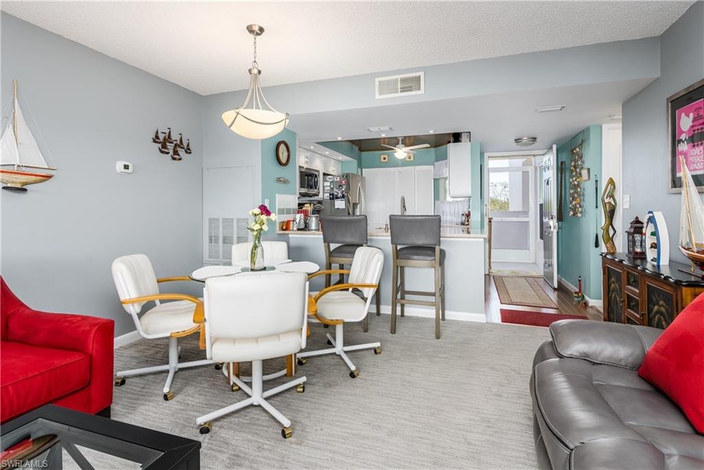 Dining area and breakfast bar