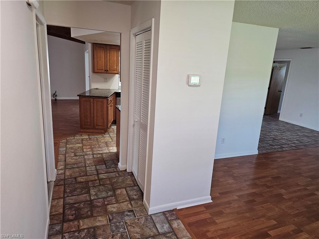1404 SE 22nd TER