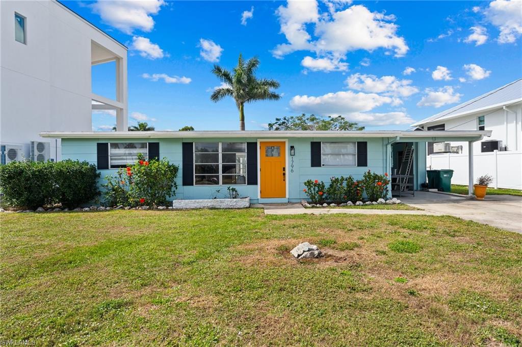 1796 Holiday LN photo 27