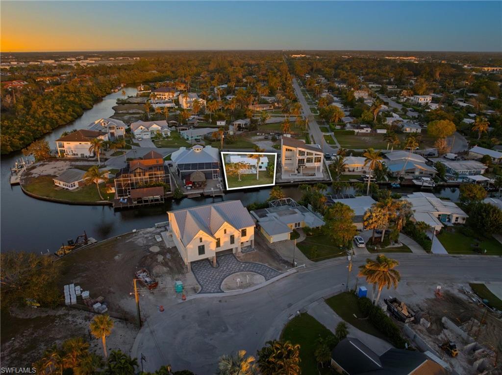 1796 Holiday LN photo 6