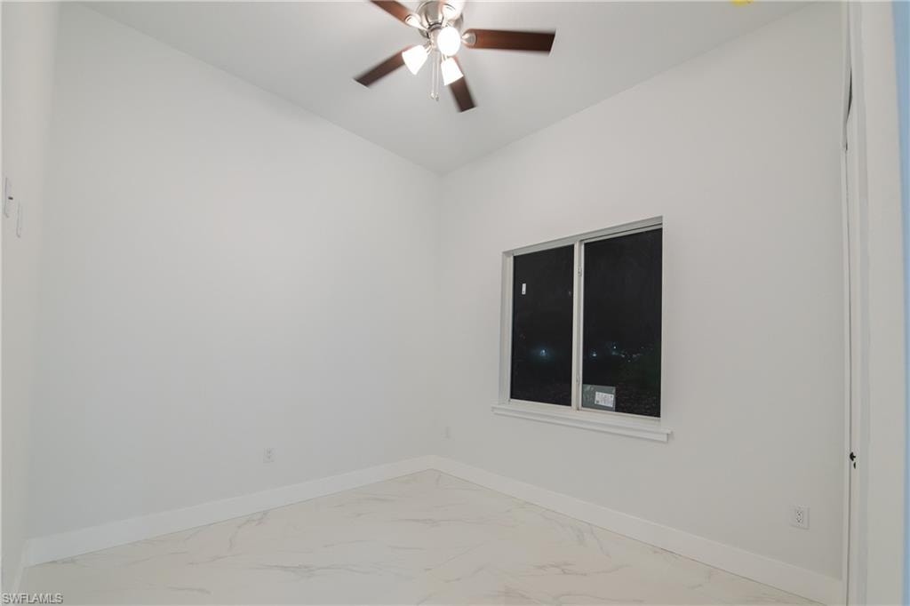 Empty room with ceiling fan