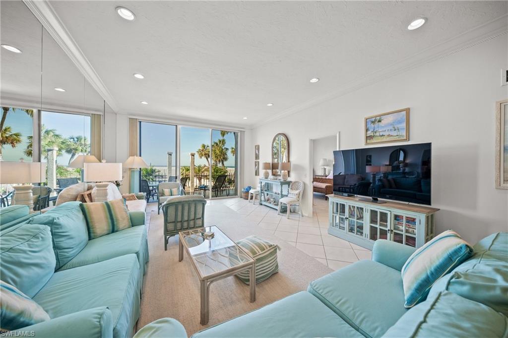 Welcome to       the Great       Room at      Lido Beach      Club. Expansive mirrored walls, volume ceilings and a grand view of the beach.
