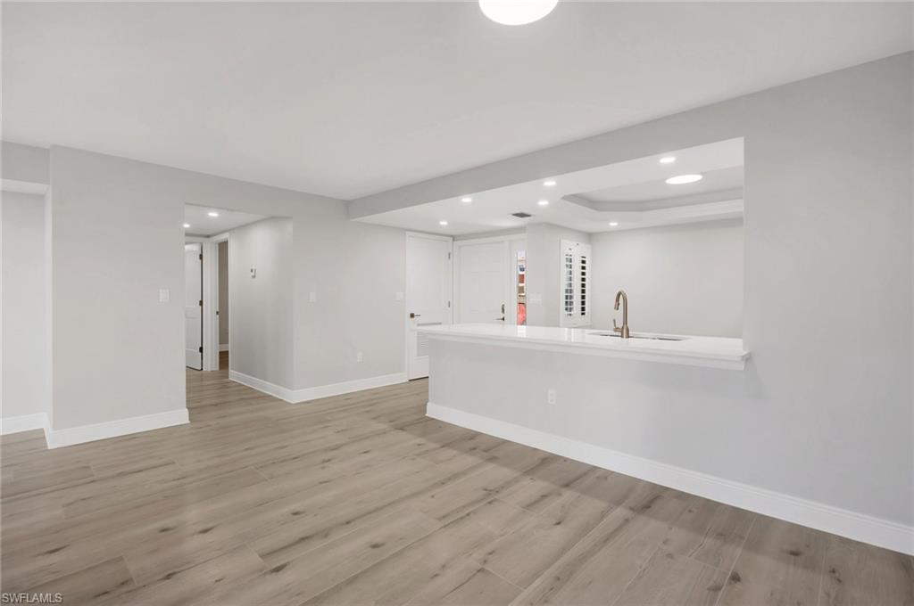 Dining room adjacent to the kitchen for easy entertaining