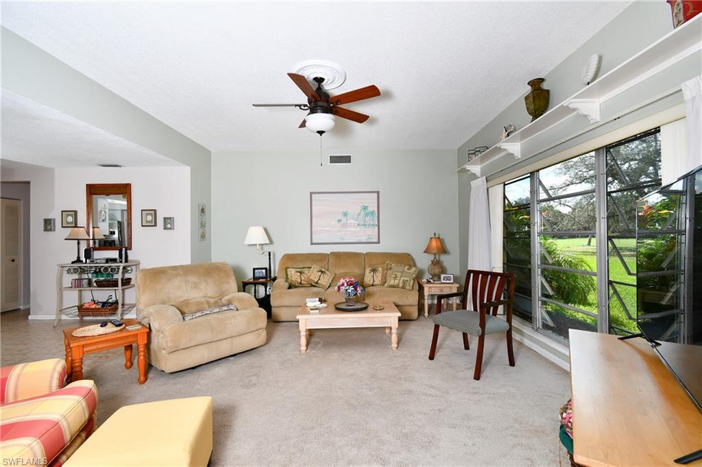 8 Park Lane CIR photo 6