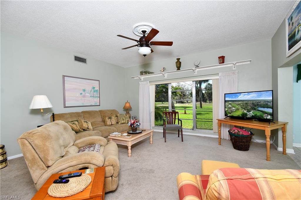 8 Park Lane CIR photo 9